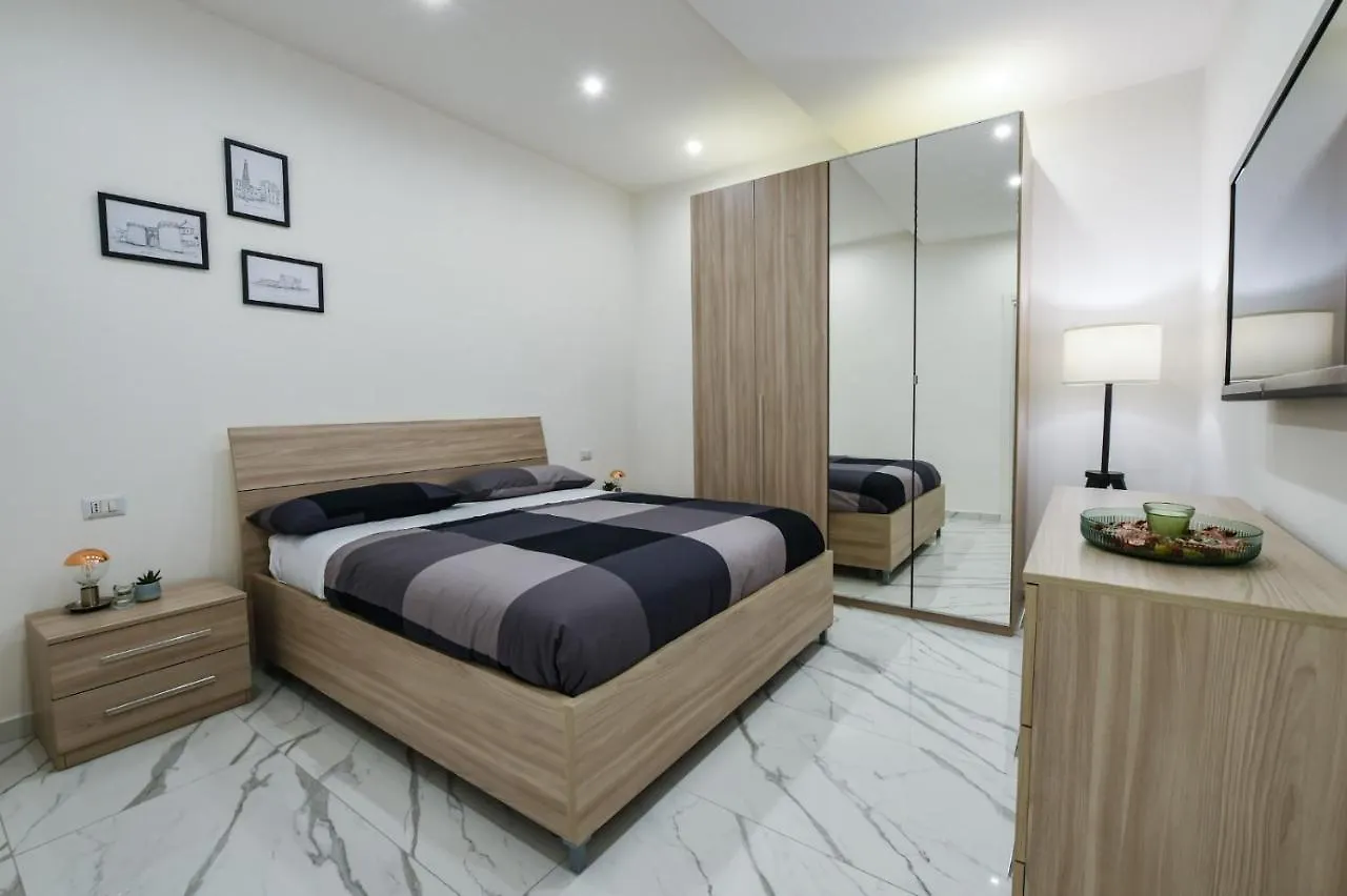 Rosaroll 57 Apartment Naples
